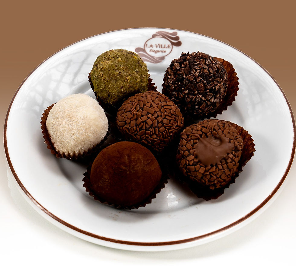 Trufas e doces apresentados no site da La Ville Elegance